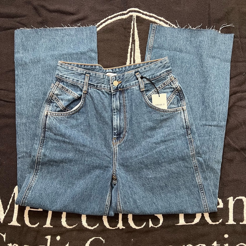 Women’s Forever 21 Wide leg denim jeans